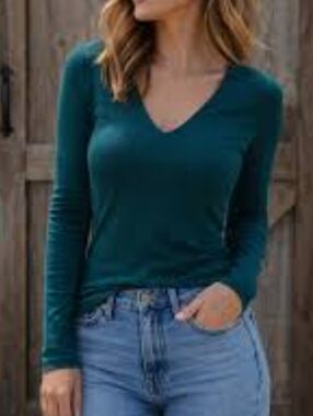 Dynamite Forest Green V-Neck Long Sleeve Top